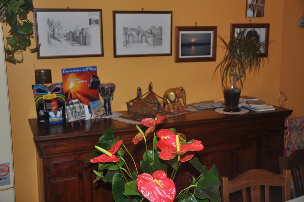 Etna Torre Del Grifo Bed & Breakfast Маскалучия Екстериор снимка